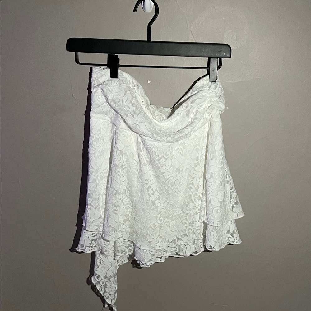 Elegant White Lace Skirt